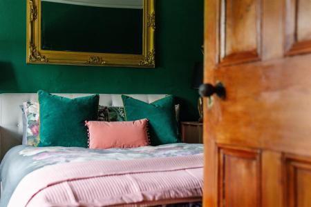 Bedroom5-4.jpg