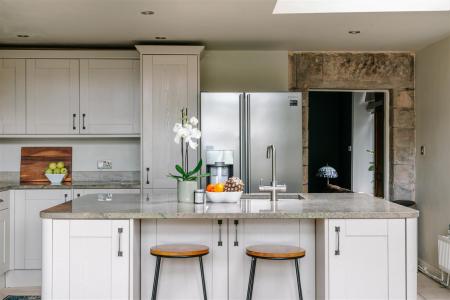 Kitchen-8.jpg
