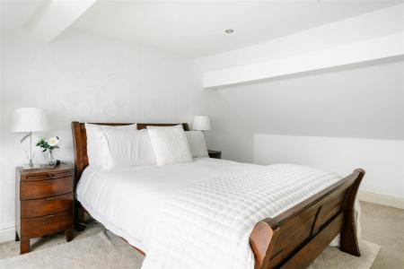 Bedroom1.jpg