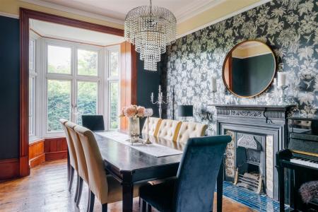 Dining Room.jpg