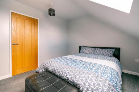 Bedroom1-2.jpg