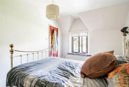 Bedroom1-2.jpg