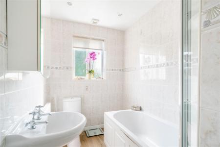 Bathroom.jpg