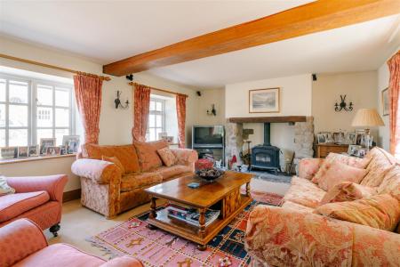 Reception Room.jpg