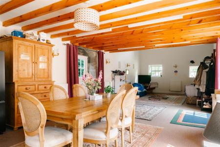 Barn- Annexe-4.jpg
