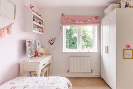 Bedroom2-3.jpg