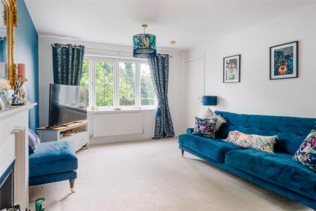Living Room-3.jpg