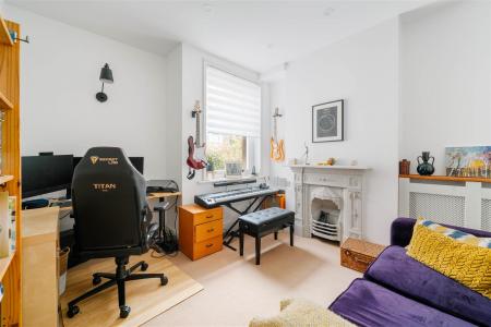 Bedroom4.jpg