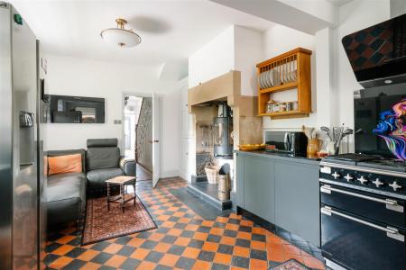 Kitchen-2.jpg