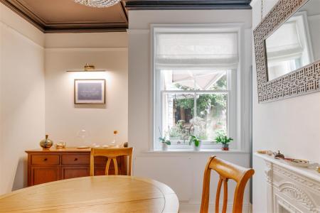 Dining Room-2.jpg
