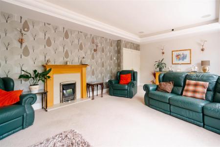 Living Room-3.jpg