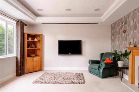 Living Room.jpg
