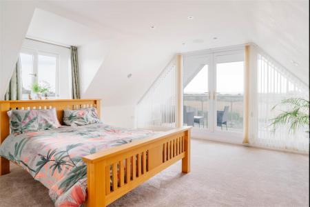 Bedroom2-4.jpg