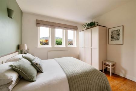 Bedroom3-2.jpg