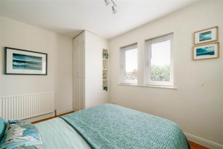 Bedroom2-2.jpg