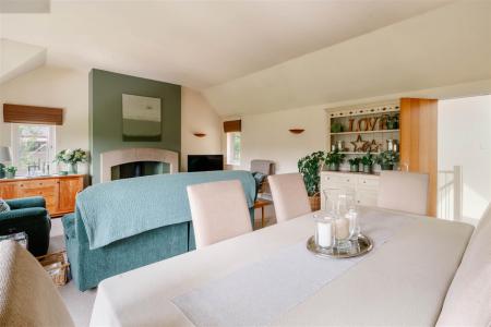 Open Plan Living -2.jpg
