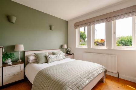Bedroom3.jpg