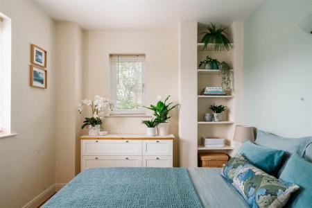 Bedroom2-4.jpg