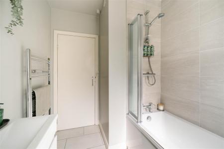 Bathroom-2.jpg