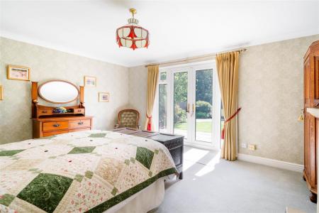 Bedroom1.jpg