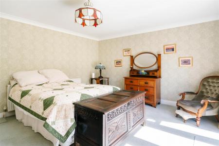 Bedroom1-2.jpg