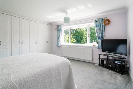 Bedroom4.jpg