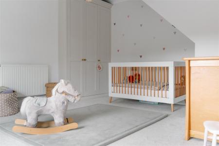 Bedroom4-3.jpg