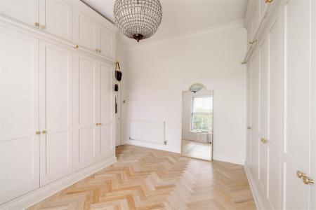 Bedroom1-2.jpg
