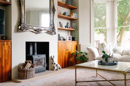 Living Room-4.jpg