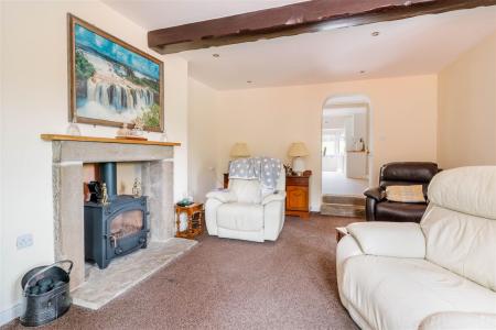 Living ROom-2.jpg