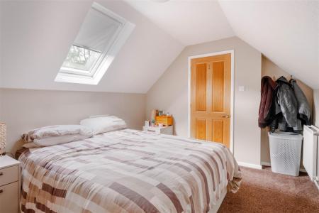 Bedroom1-2.jpg