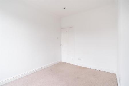 Bedroom1-2.jpg
