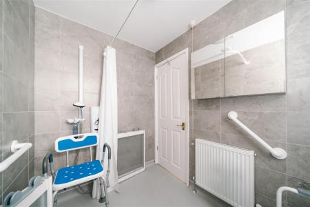 Bathroom-2.jpg