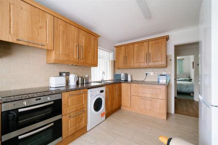 Kitchen-2.jpg