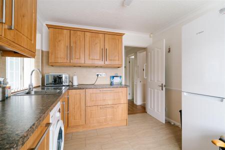 Kitchen-3.jpg