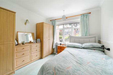Bedroom1.jpg