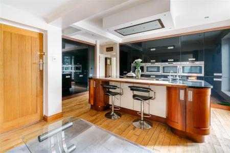 Kitchen-7.jpg