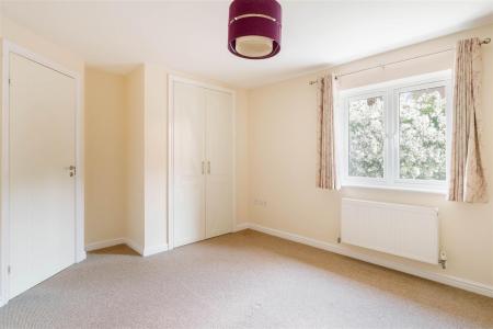Bedroom2-2.jpg