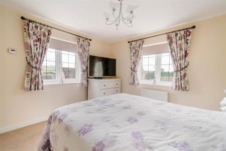 Bedroom3-2.jpg