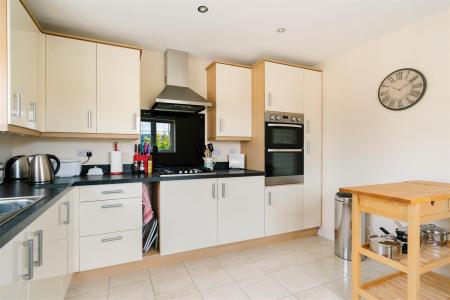 Kitchen-2.jpg