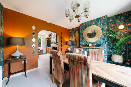 Dining Room-2.jpg