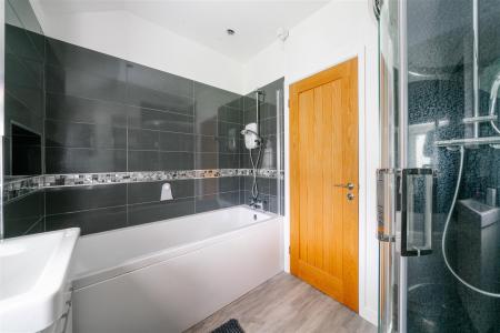 Bathroom-2.jpg