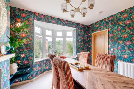 Dining Room-3.jpg