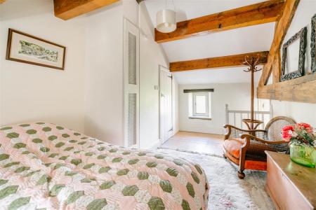 Bedroom1-2.jpg