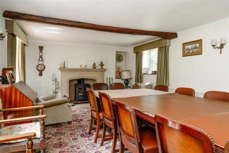 Dining Room-2.jpg