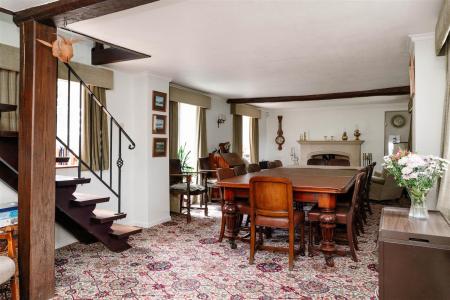 Dining Room.jpg