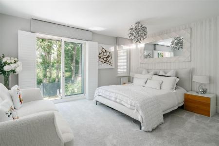 bedroom1-2.jpg
