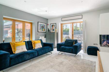 Living Room-3.jpg