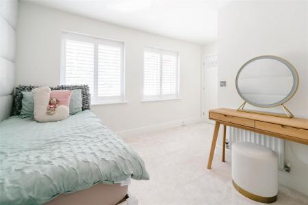 bedroom2-4.jpg