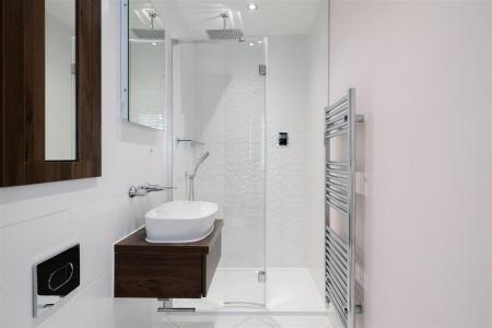bedroom2-2.jpg